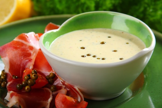 Hiszpański sos chrzanowy