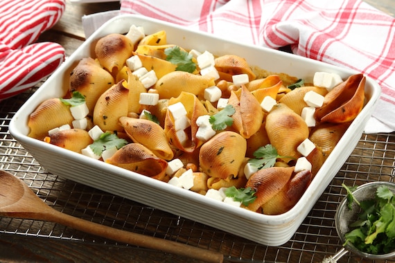 Indyjska zapiekanka makaronowa z kurczakiem i curry