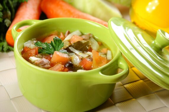 Kapuśniak z młodej kapusty