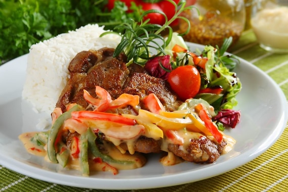 Karkówka z grilla z sosem po cygańsku 