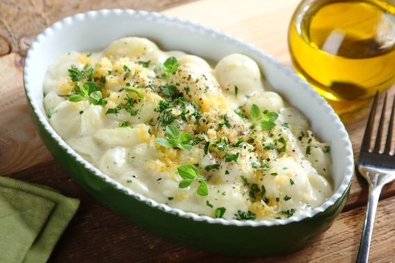 Kluski gnocchi w sosie serowym  