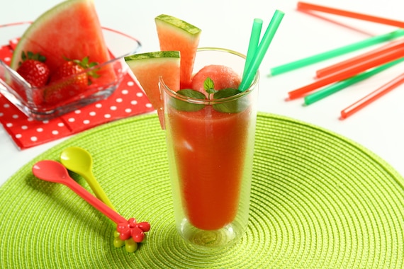 Lodowy koktajl arbuzowo-truskawkowy