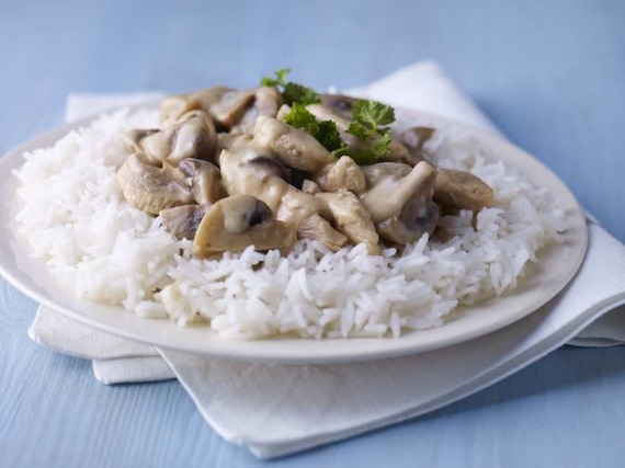 Kremowy a la stroganoff z ryżem