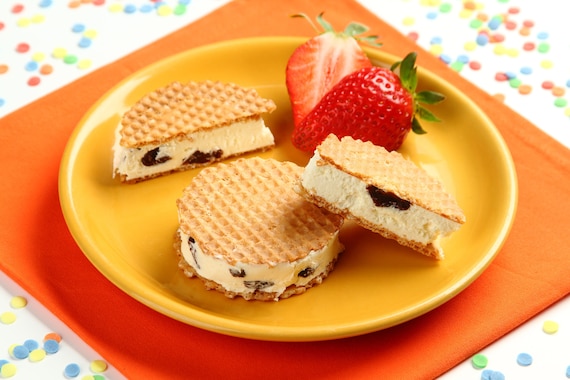 Kanapka z lodami bakaliowymi