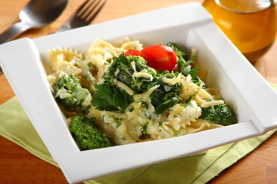 Makaron z brokułami i serem