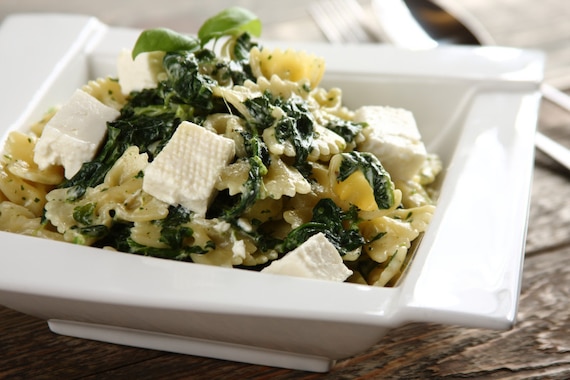 Makaron ze szpinakiem i serem feta