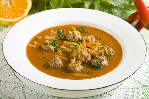 Zupa meksykańska z mięsem mielonym