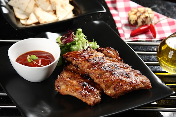 Miodowe żeberka z Burbonem i limonką