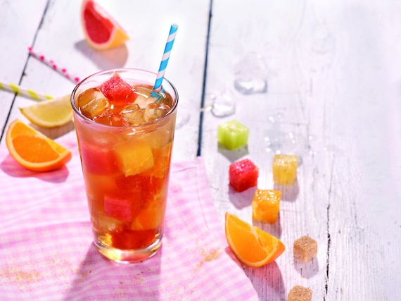 Orzeźwiająca herbata z cytrusami