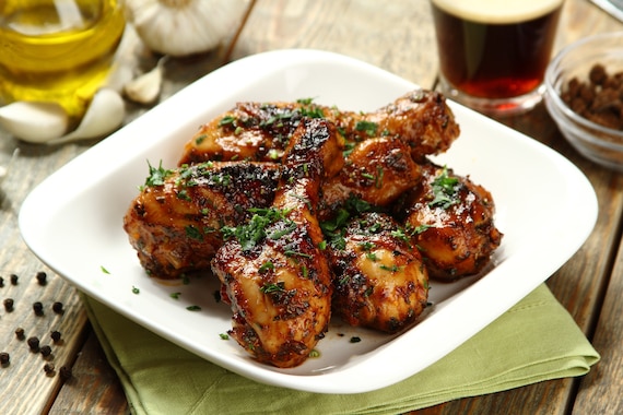 Pałki z kurczaka marynowane w piwie 