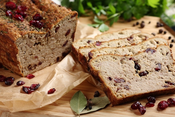 Pasztet z żurawiną i rozmarynem