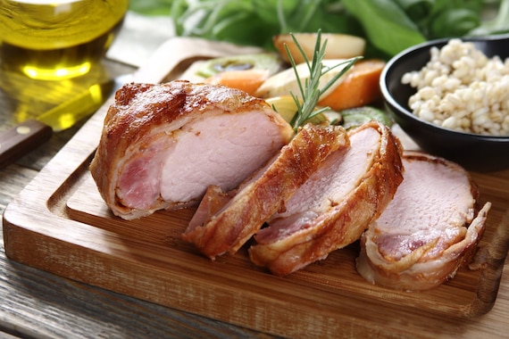 Pieczony schab z boczkiem wędzonym