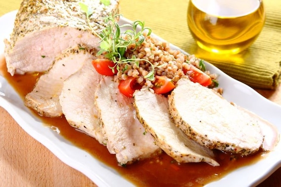 Pieczony schab z sosem myśliwskim