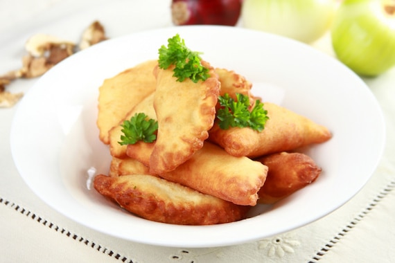 Pierogi drożdżowe z kiszoną kapustą i dorszem