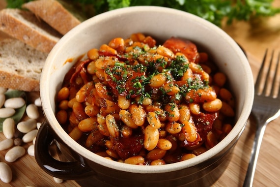 Pikantna fasolka z chorizo  