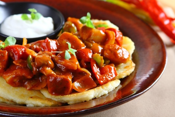 Placki po węgiersku z kurczakiem