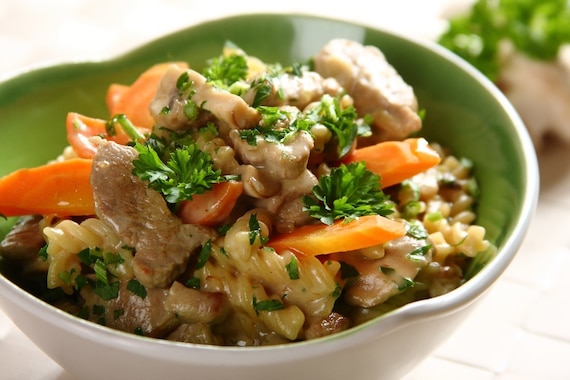 Potrawka grzybowa  z makaronem 