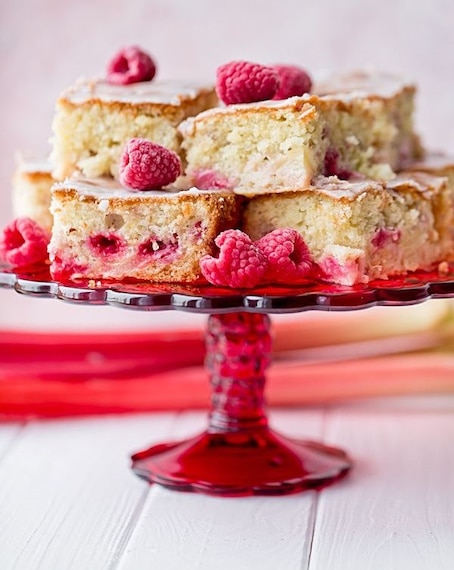 Ciasto z rabarbarem i malinami