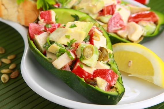 Sałatka z avocado i mięsa krabów - VIDEO