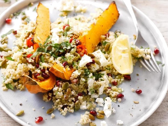 Sałatka z kuskusem, kaszą gryczaną i dynią