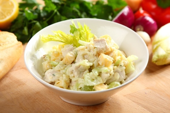 Sałatka z kurczakiem i ryżem