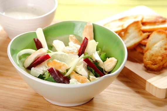 Sałatka z pieczonym burakiem i serem feta