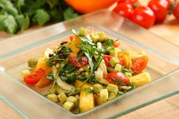 Sałatka z selera i ananasa 