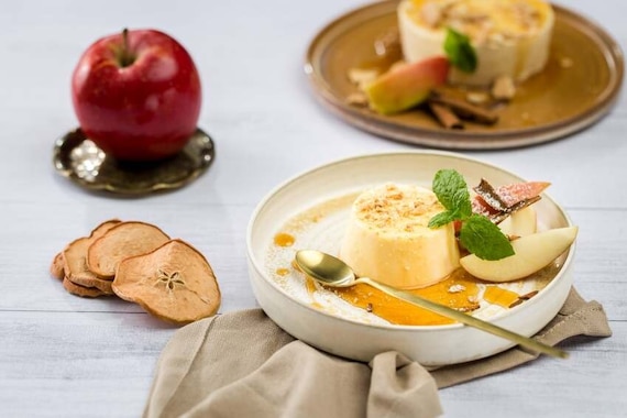 Sernik Philadelphia z syropem cynamonowym