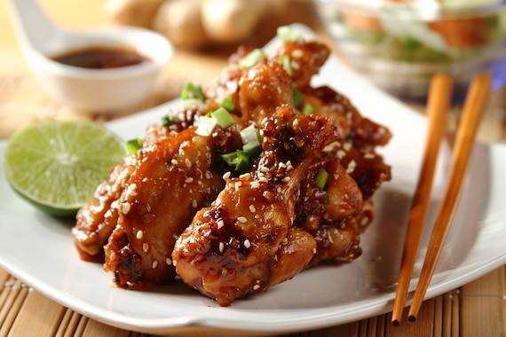 Skrzydełka w glazurowane sosem hoisin