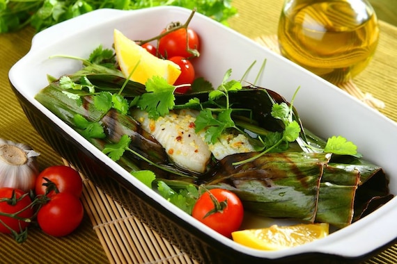 Sola w liściach bananowca 