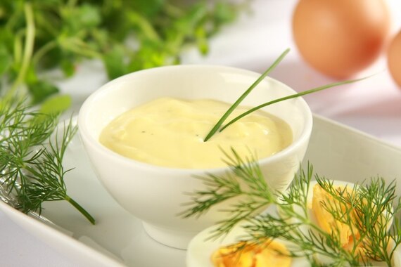 Sos majonezowo – cebulowy