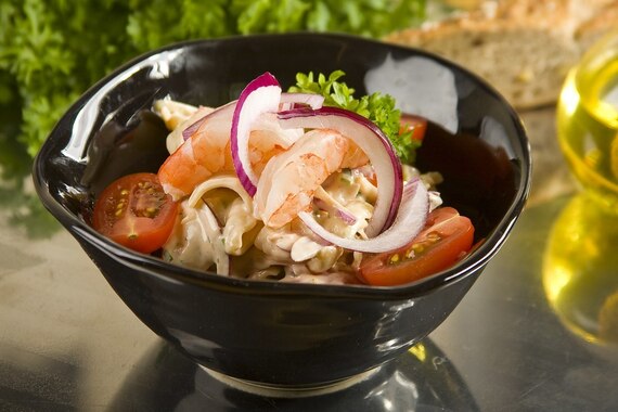 Szybka sałatka z krewetkami