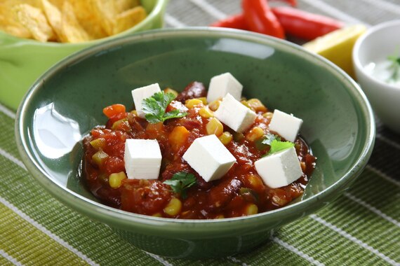 Warzywne chilli z fetą   