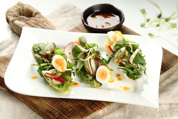 Wiosenna sałatka z rzodkiewką