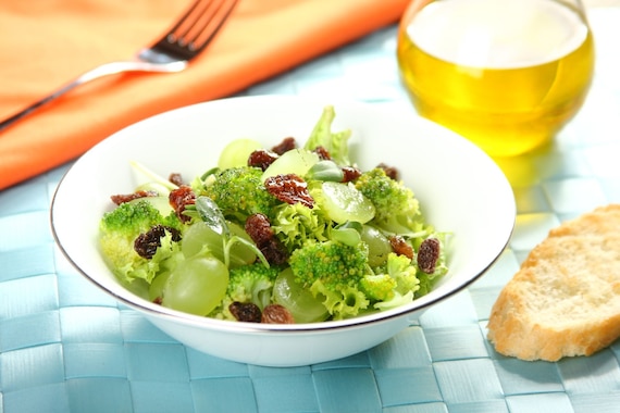 Sałatka z winogronem