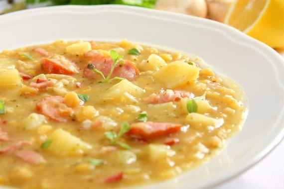 Zupa grochowo – ziemniaczana