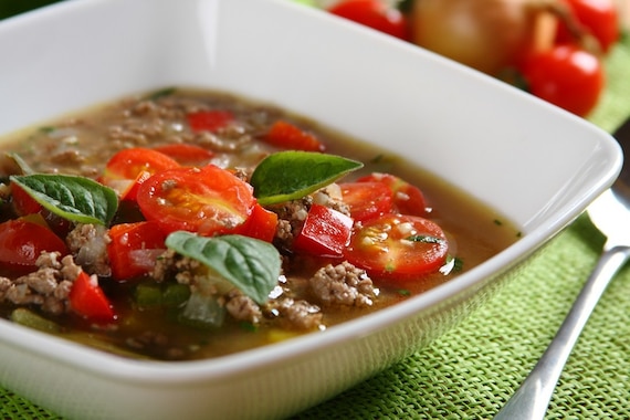 Zupa gulaszowa z papryką 