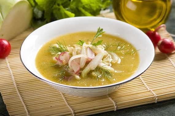 Zupa z kalarepy i rzodkiewek