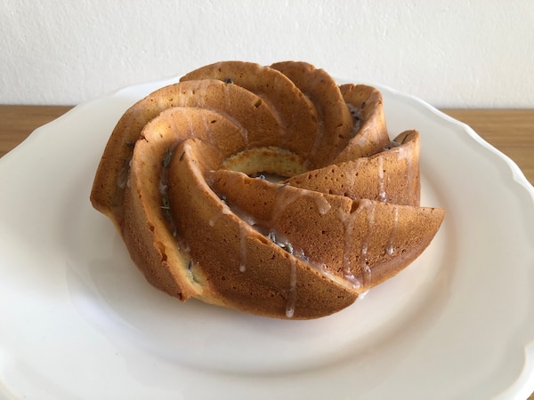 Babka z białek - zdjęcie użytkownika - zdjęcie numer 1