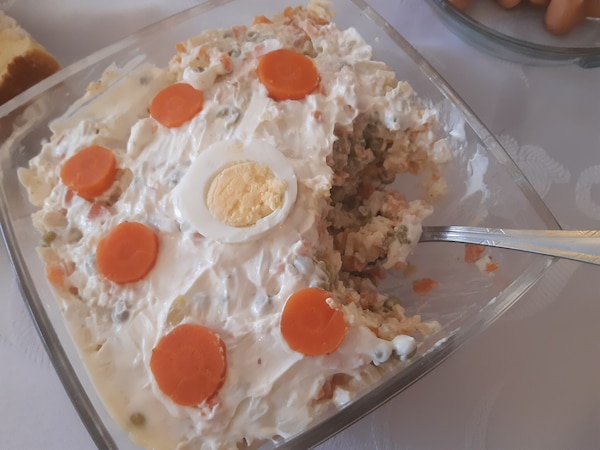 Błyskawiczna sałatka jarzynowa - zdjęcie użytkownika - zdjęcie numer 1