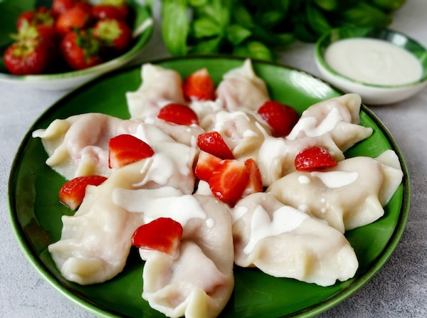 Pierogi z truskawkami - zdjęcie użytkownika - zdjęcie numer 1