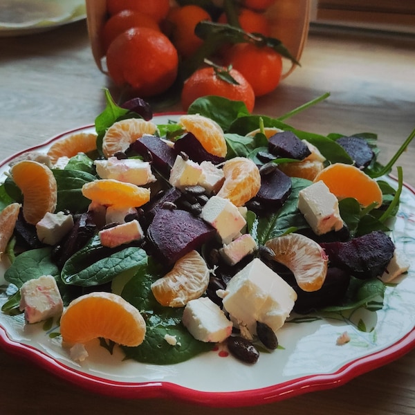 Sałatka ze szpinakiem i mandarynkami - zdjęcie użytkownika - zdjęcie numer 2