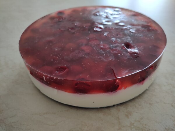 Tort z kaszy manny z galaretką i owocami - zdjęcie użytkownika - zdjęcie numer 2