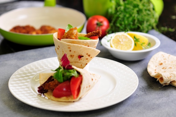 Wrapy z chrupiącym kurczakiem - zdjęcie użytkownika - zdjęcie numer 1