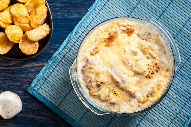 Kieszonki schabowe z pieczarkami