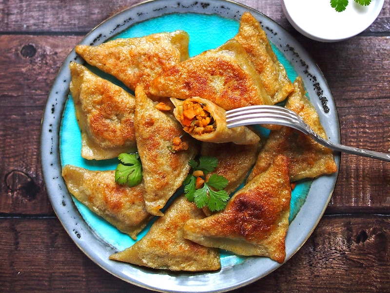 Chrupiące pierogi z orientalnym kaszotto